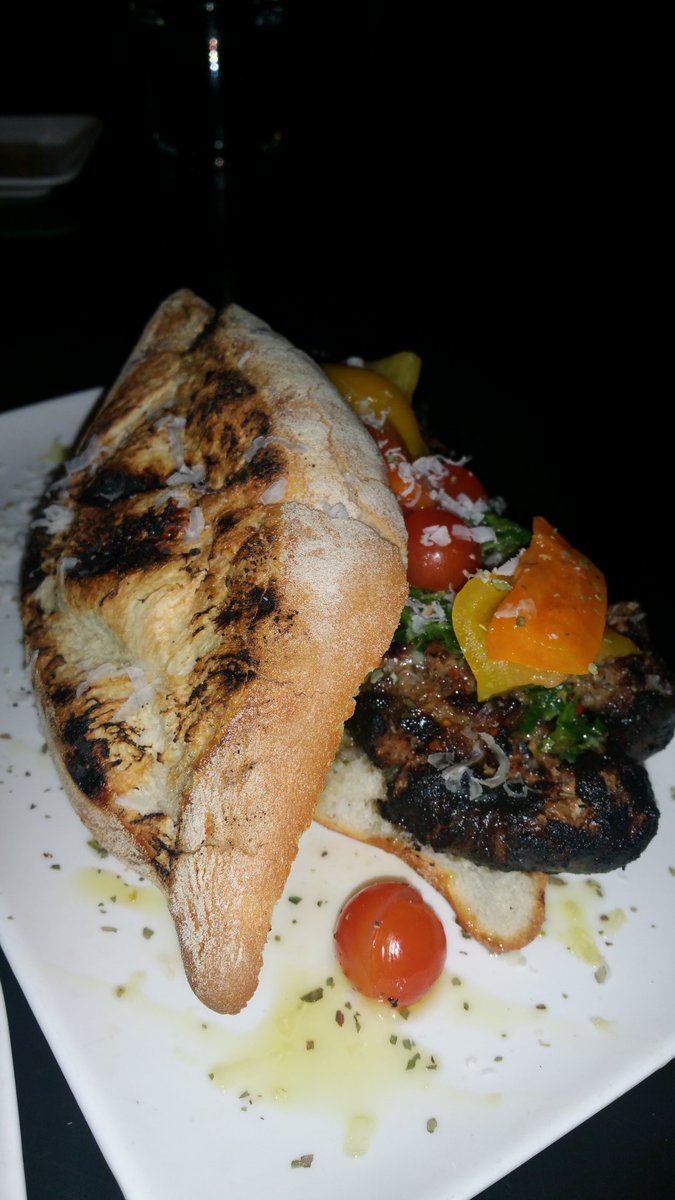 Visit Ama for the best meal of your life! Second to none in Toronto! #choripan #entrana <a href="/ChebabyTO/">Sebagallucci</a>