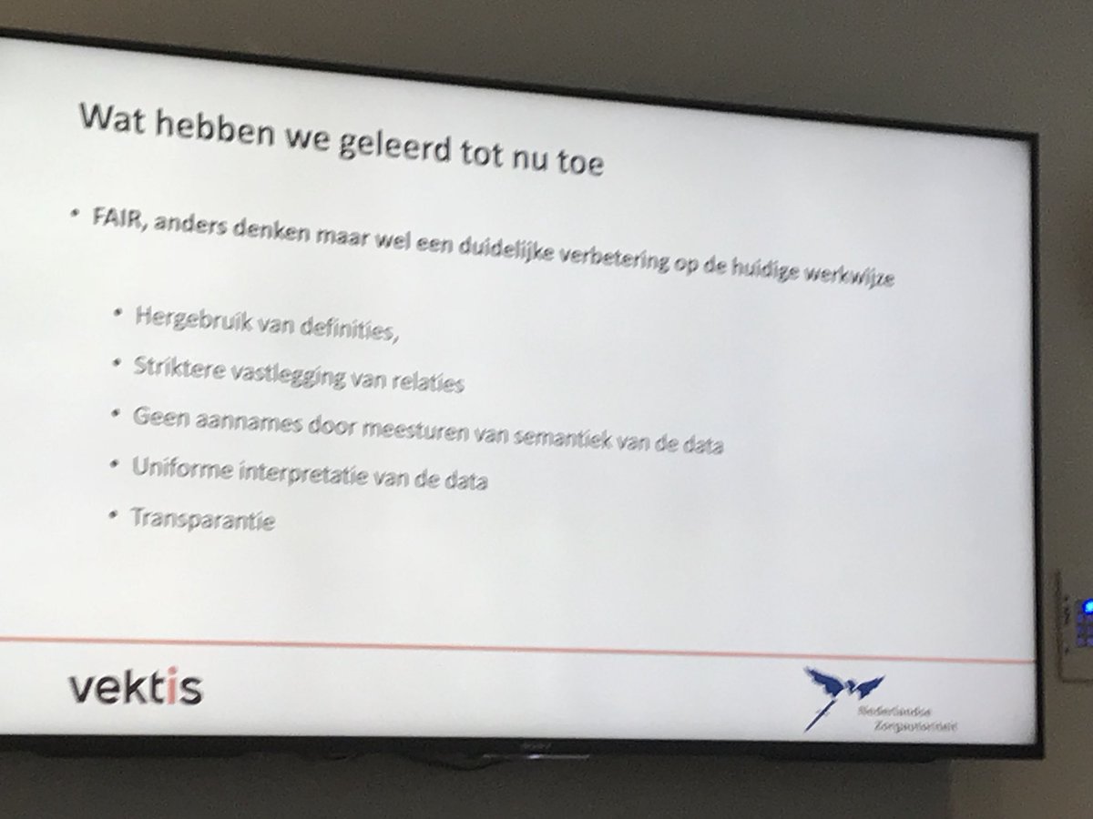 Ron_Roozendaal's tweet photo. @Zorgautoriteit en @VektisNieuws bewijzen in pilot: #personalhealthtrain kan werken. Het is denkbaar dat data aan de bron blijft en onderzoek naar de data reist! #healthri #trots! https://t.co/2MstM7Vdxf