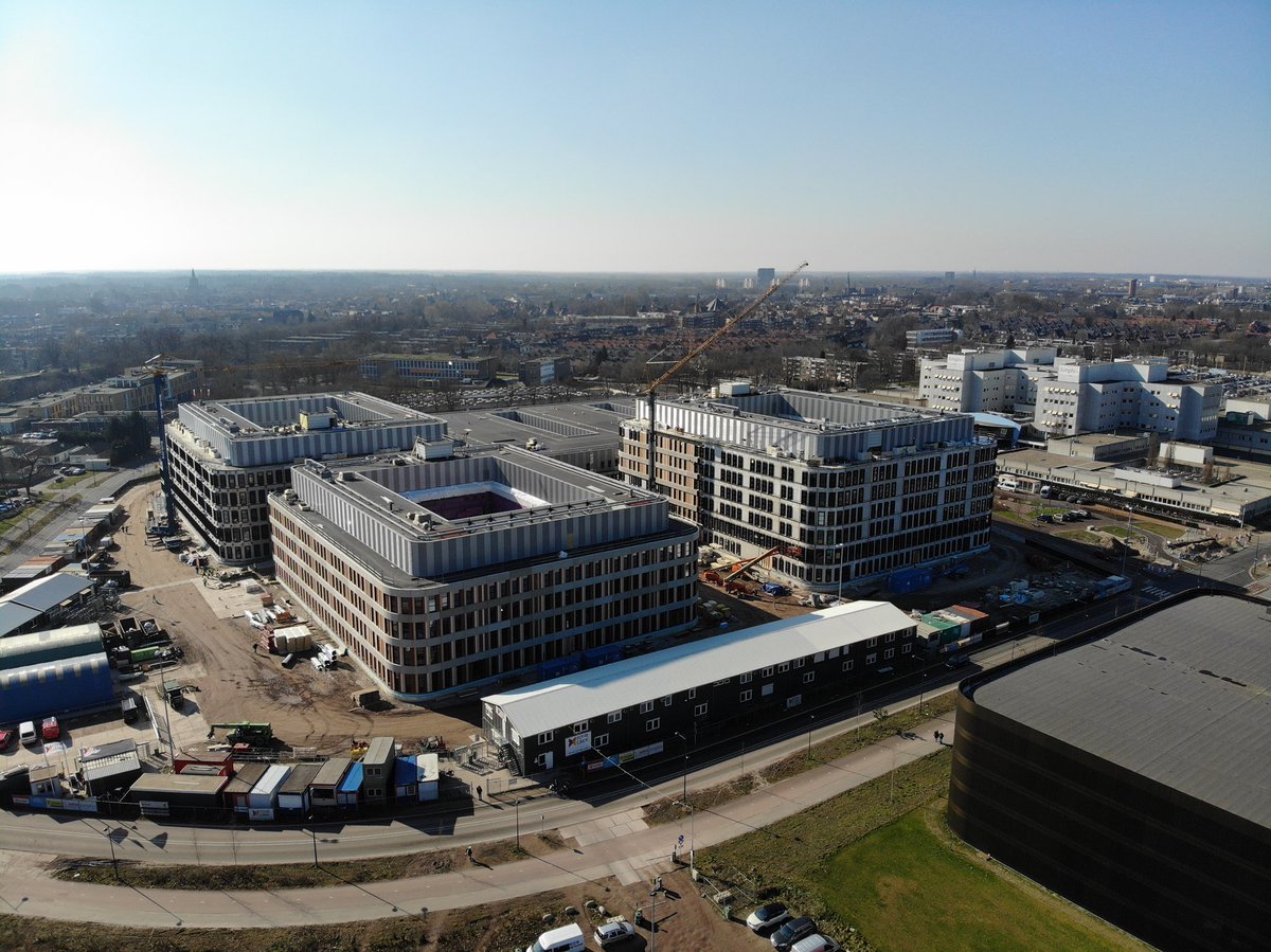 Ligt er lekker bij #vandaag #nieuw #bouw <a href="/AmphiaZKHuis/">Amphia Ziekenhuis</a> <a href="/VanWijnenGroep/">Van Wijnen</a> <a href="/Trebbe1911/">Trebbe</a> #winter #zon