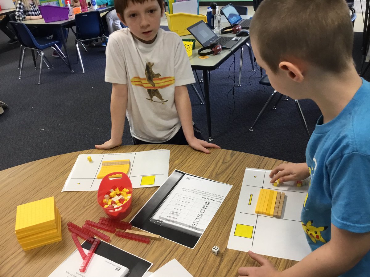 MsWarrensClass's tweet photo. We played some competitive base ten exchange today! https://t.co/6bvuHF0l4f