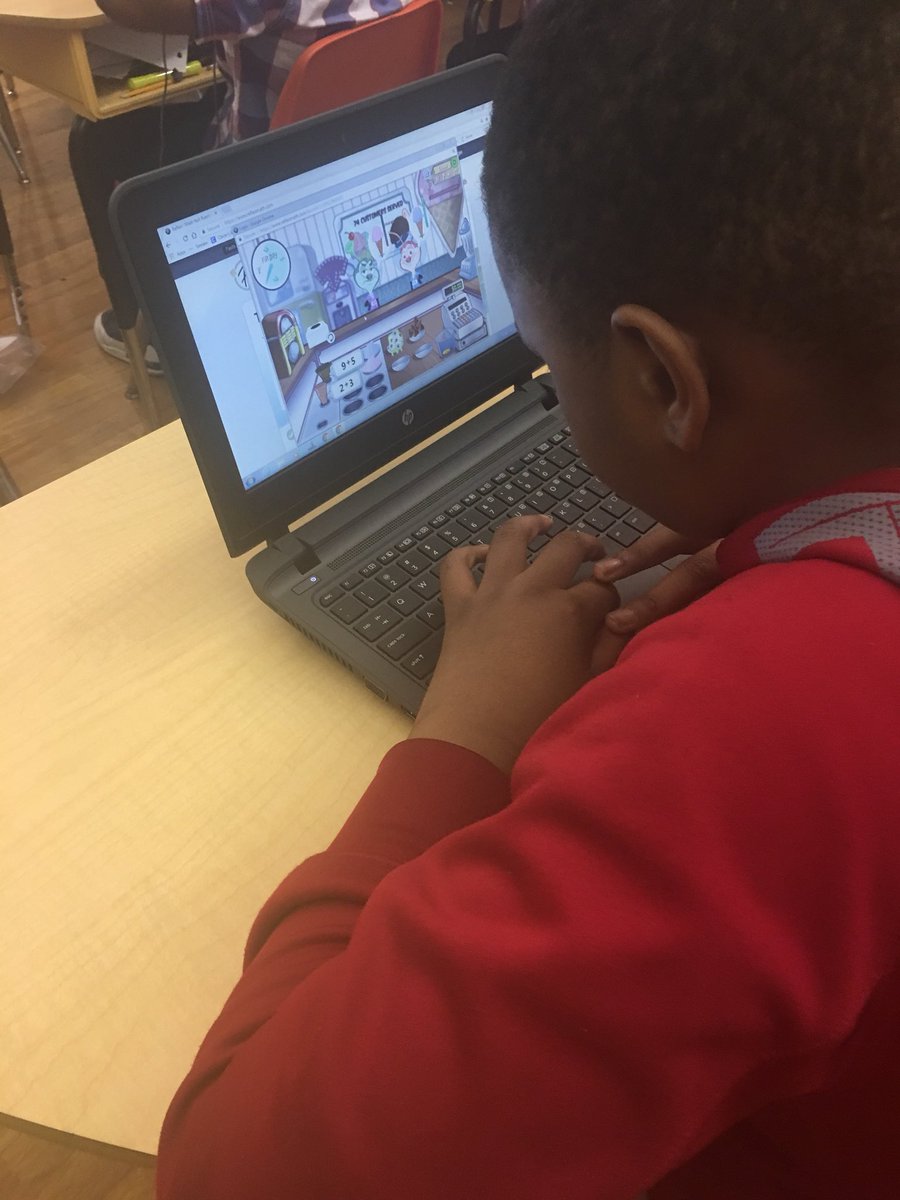 deeniceboo's tweet photo. #DLDay is in full swing with #BellevueDragons practicing fact fluency on @ExploreLearning and ReflexMath #Happy100thDayofSchool #WeAreRPS @divein2edtech @OfficialDLDay @RPS_Schools #RichardsonRockStars https://t.co/H1toLrjnCh