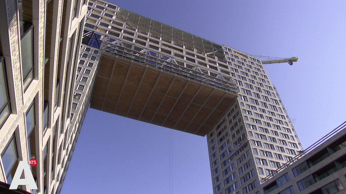 45 meter diepe heipalen en gigantisch uitzicht: Pontsteiger is bijna af at5.nl/artikelen/1788…