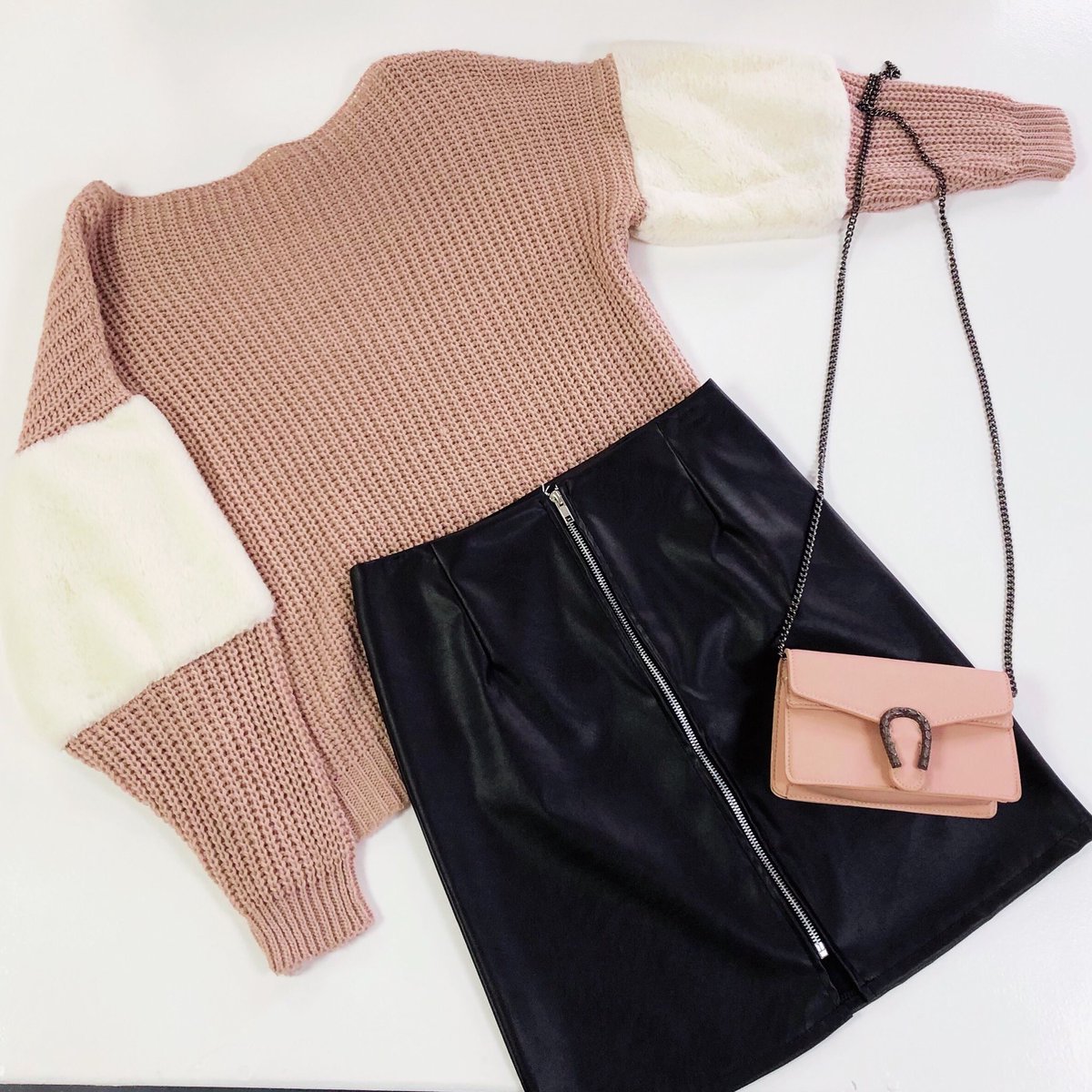 DottysFL's tweet photo. Stylish💓💓💓

#dottys #clothing #fashion #cleethorpes #grimsby #jumper #leather #skirt #boutique https://t.co/O7S2wuAatl