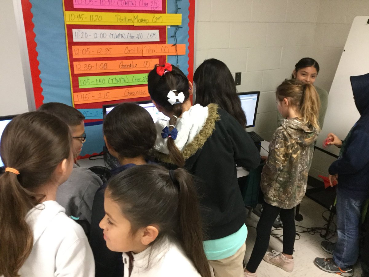 CindyDEsquivel's tweet photo. #DLDay 3rdgraderocks Clubcode presentations
@jreyesHCISD @javiertrejoIT @UTRGVconted @AlvaradoMonica7 @HCISDLibraries
#AustinElem https://t.co/K9ZqPTe30D
