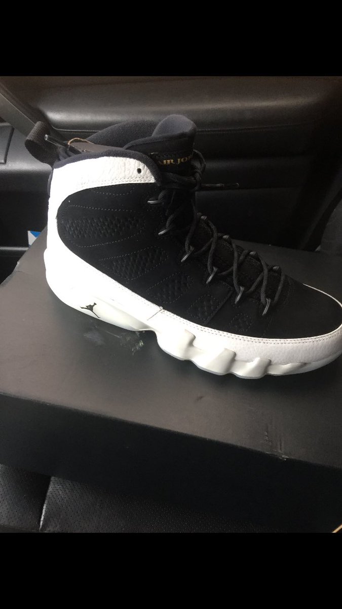 DMONEYONMYMIND_'s tweet photo. 9.5 / 10 /  11 https://t.co/pff7PJc8I4