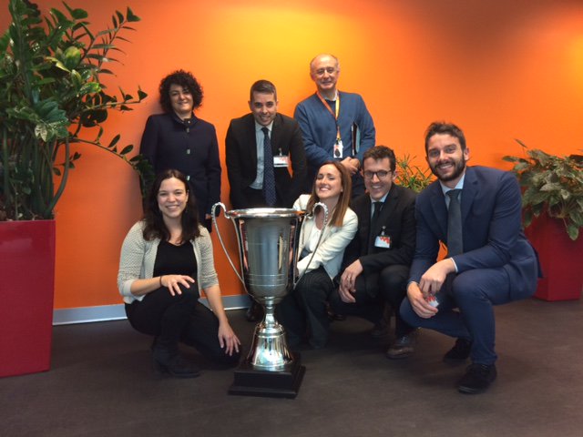 CamacoesIT's tweet photo. @LeasePlanItalia oggi ci ha accolti anche nella sua sede di #Roma per #YTN #YoungTalentNetwork #DrivingIntoTheFuture #whatsnext #camacoesIT. Che bella esperienza! https://t.co/B2vYOFHcSD