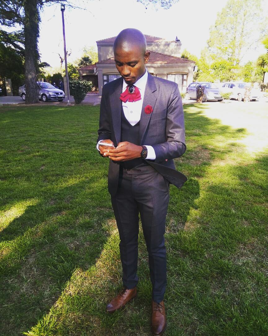 DiatonicM's tweet photo. These are the Designs of a emerging Artist, 2016 Free State Designer of the Year, Tshepo Mareka from Botshabelo. Please help me help a brother put a word out there for Brand awareness. Please RT, his next client might be on your TL. https://t.co/aTu1ruD1My