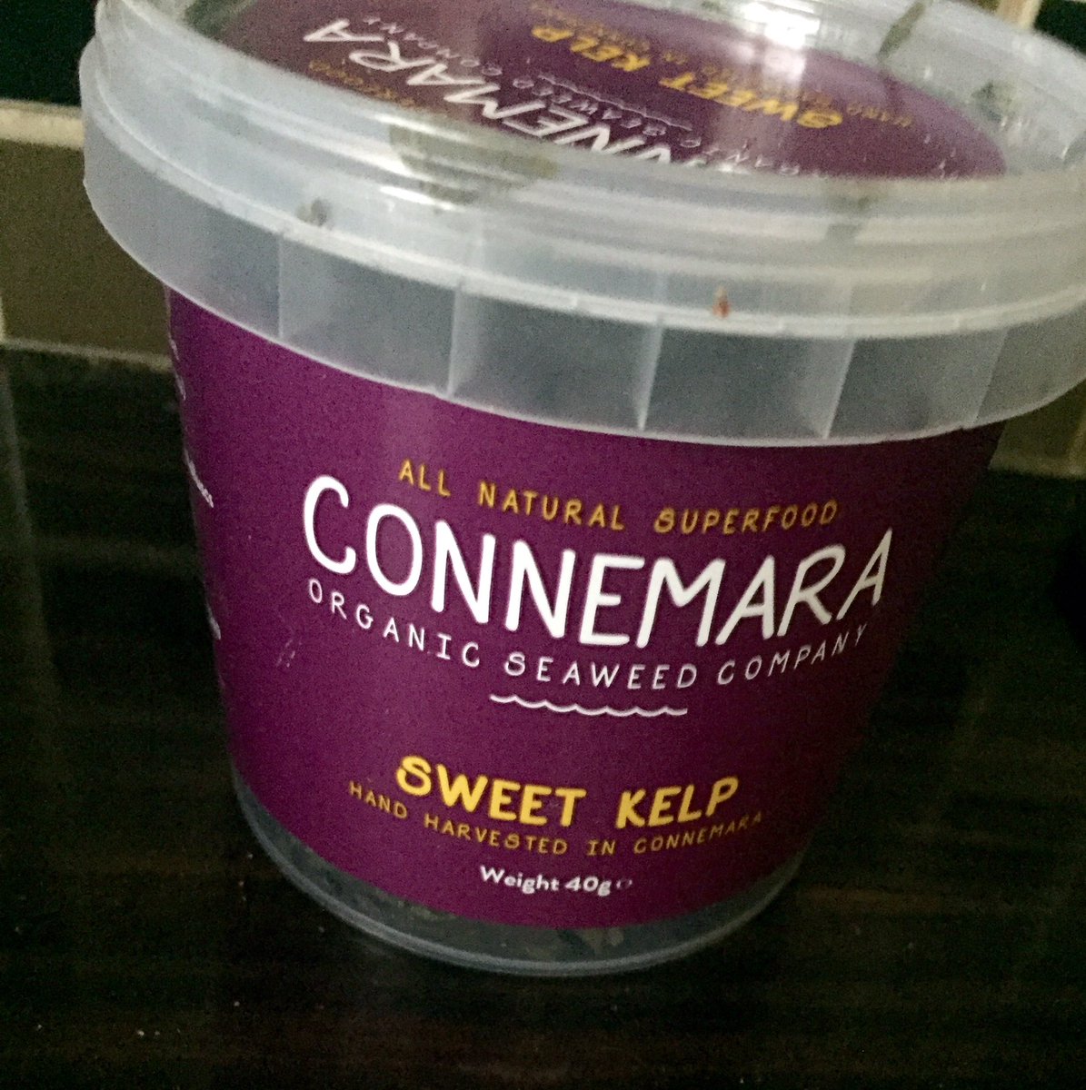 JaniceCaseyB's tweet photo. Sweet seaweed and date bread with the beautiful @organicseaweed1 sweet kelp. #bread #realbread #seaweed #seaweedbread #irish #date https://t.co/iWOef2gwLN