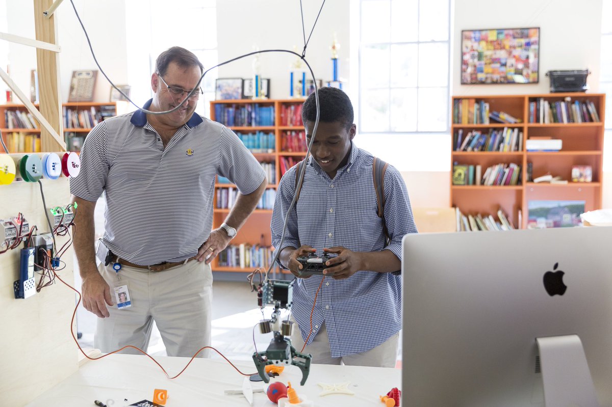Congratulations to <a href="/AIMSchool/">AIM Academy</a> ‘s extraordinary #Robotics and #Engineering Director Rob Ervin who receives the 2018 Outstanding Teacher Award from the Delaware Valley Engineers Week Commitee tonight. #innovativeteachers #aimblueandgold #STEAM <a href="/Team5407/">Wolf Pack Robotics</a> <a href="/advischools/">ADVIS</a>