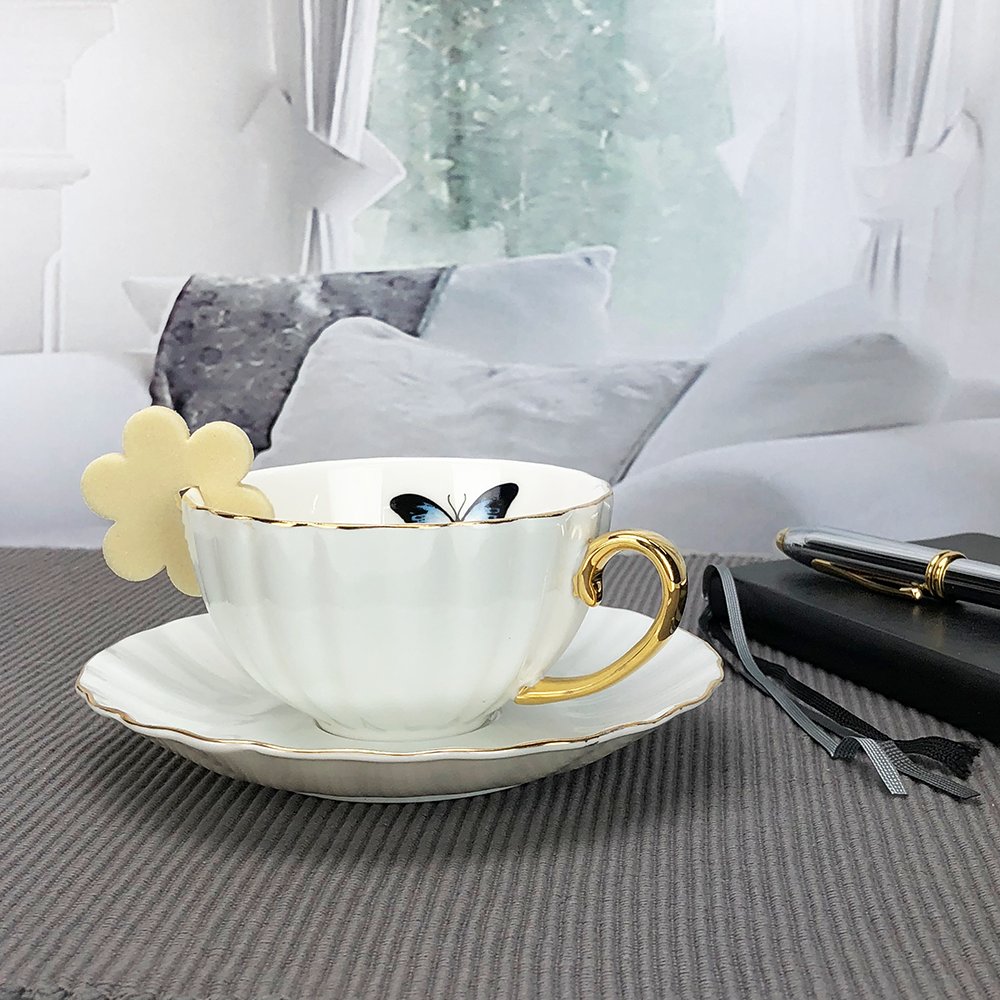 Looking for us? We're on Instagram! That's where we share photos, our latest news, and get to know our fabulous customers. Hope you'll join us there! 🌸