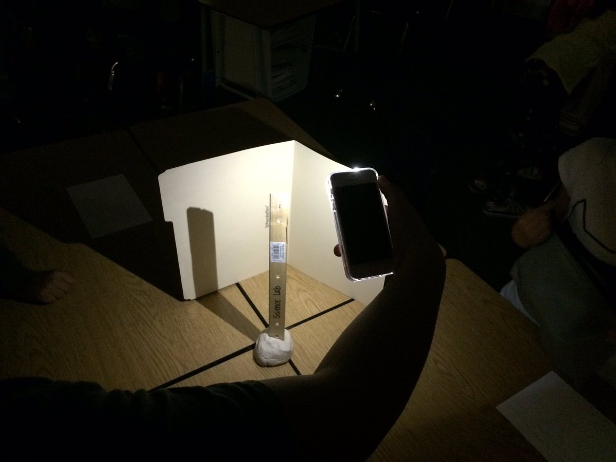 AmySpurlin1's tweet photo. Had fun exploring shadows today!@cisdpowell https://t.co/O4WskBMnIB