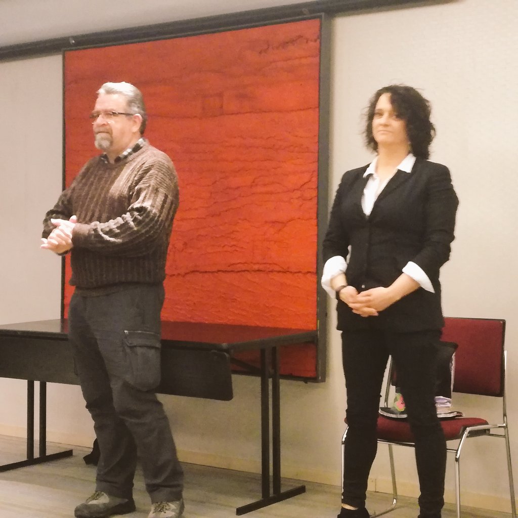 cimaps's tweet photo. Día de cata y microconferencias. @Virmami @VirginiaMaza apadrinada por @JoseCarlosPope ¡BRAVO! https://t.co/W1CiqZJL2G