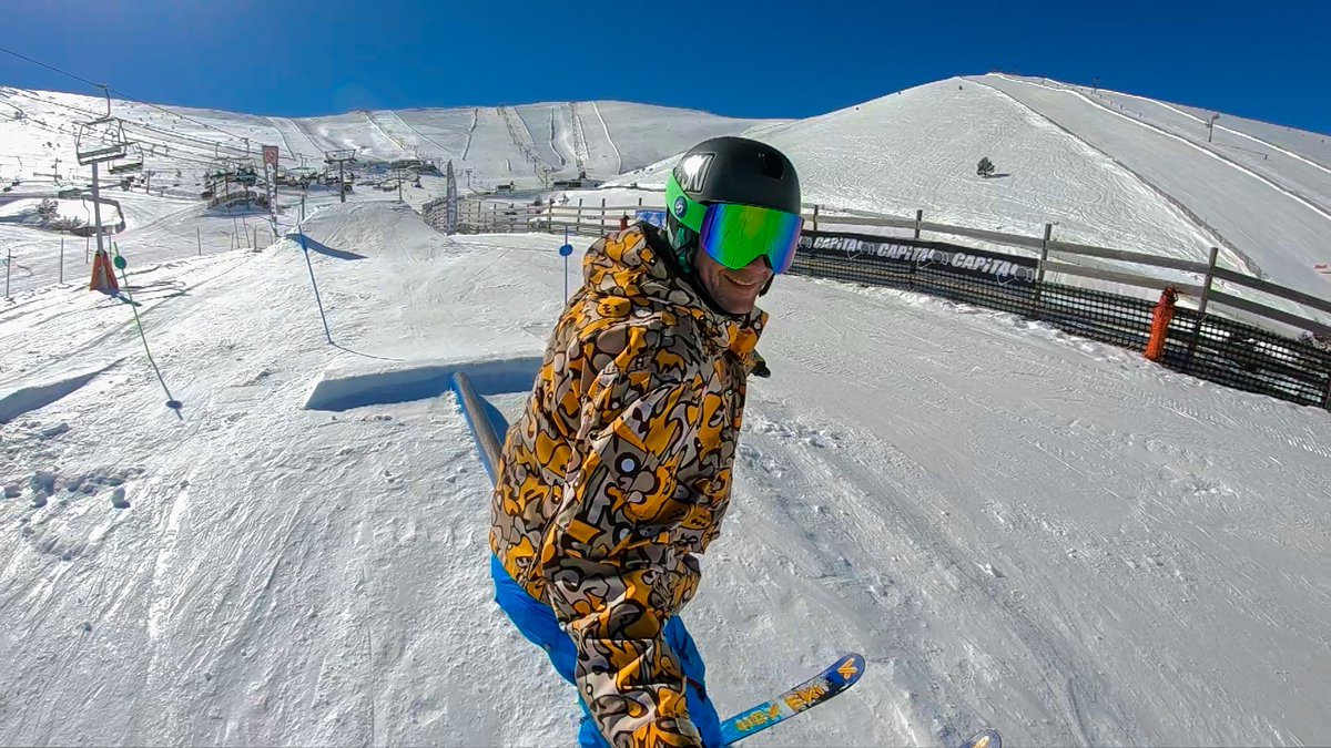 Sólo porque estés a medio rail no hay que dejar de sonreír para la foto. 😁 
<a href="/behysteresis/">Hysteresis® Optics</a>