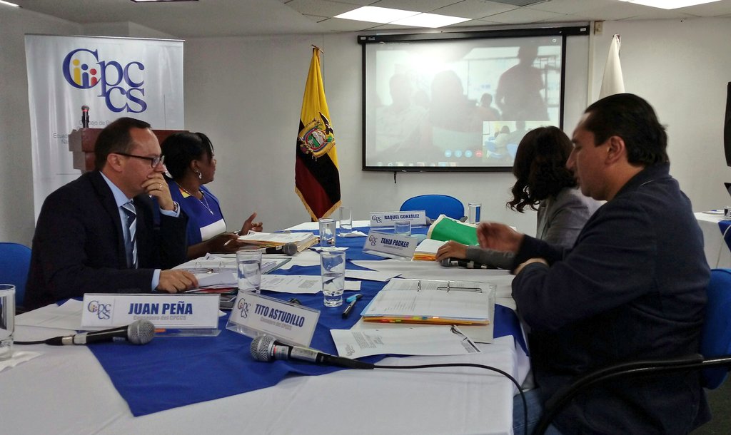 Escuchamos los testimonios de integrantes de #VeeduríaCiudadana al PDOT de Sto. Domingo que recibió el apoyo del Colegio de Arquitectos local.