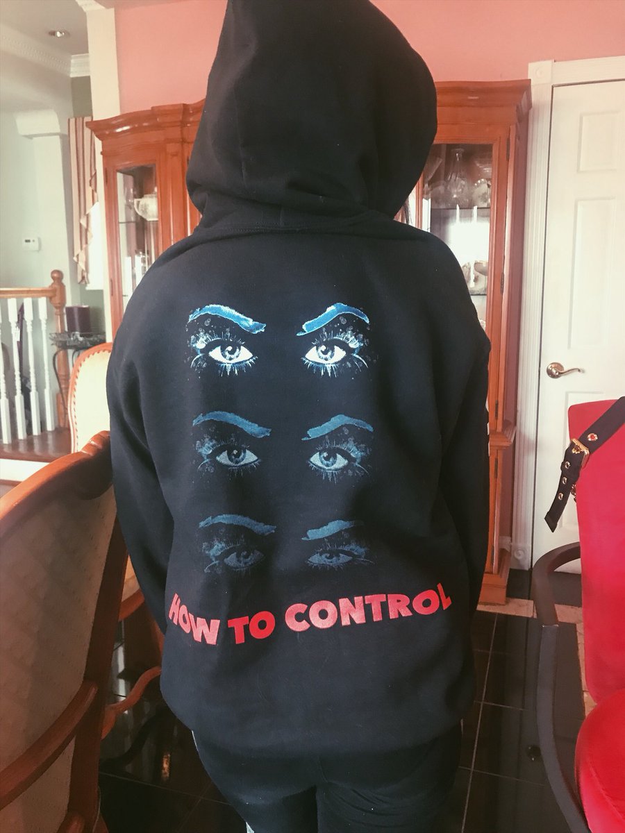 krystaIcif's tweet photo. loving my sweatshirt @Camila_Cabello 🦋🦋🦋 #CamilaCabello #WeLoveControl @Camila_Cabello thank you @lauren_azzo ❤️ love the gift https://t.co/373pnessYU