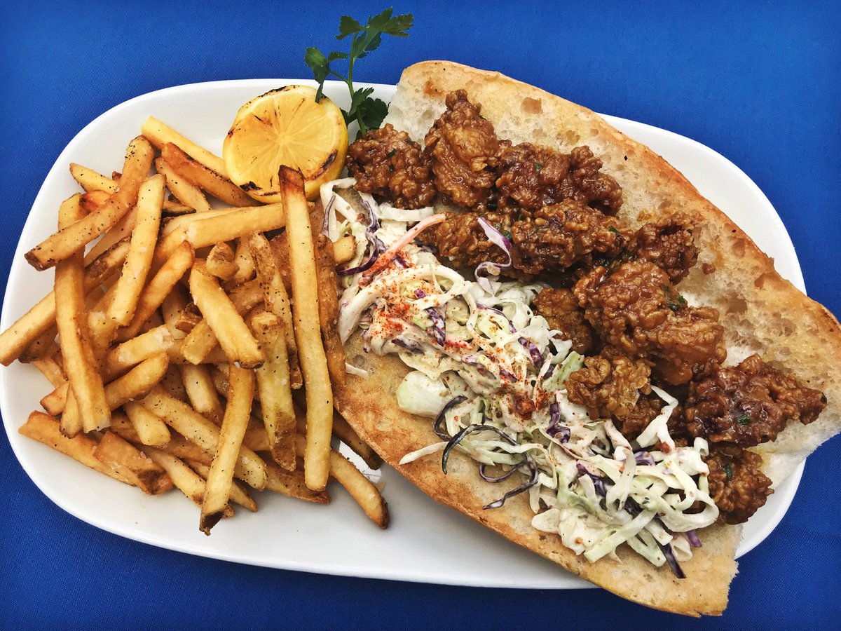 HOBNOLA's tweet image. You don’t sacrifice flavor during Lent. Let these Voodoo Oysters absolve all of your temptations! Our Voodoo Oyster Po'boy is only available for a limited time only so reserve your table now at hoblu.es/etl @YelpNOLA #Shellabration