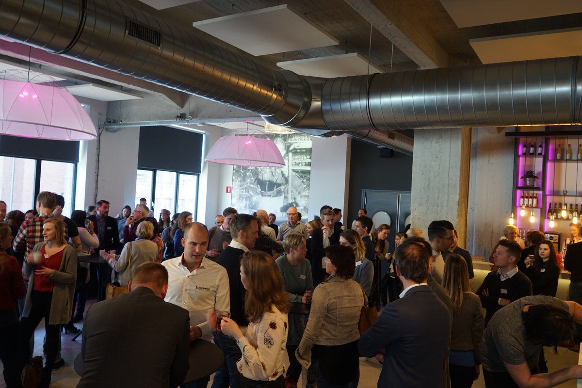 Happy Leads tweet media