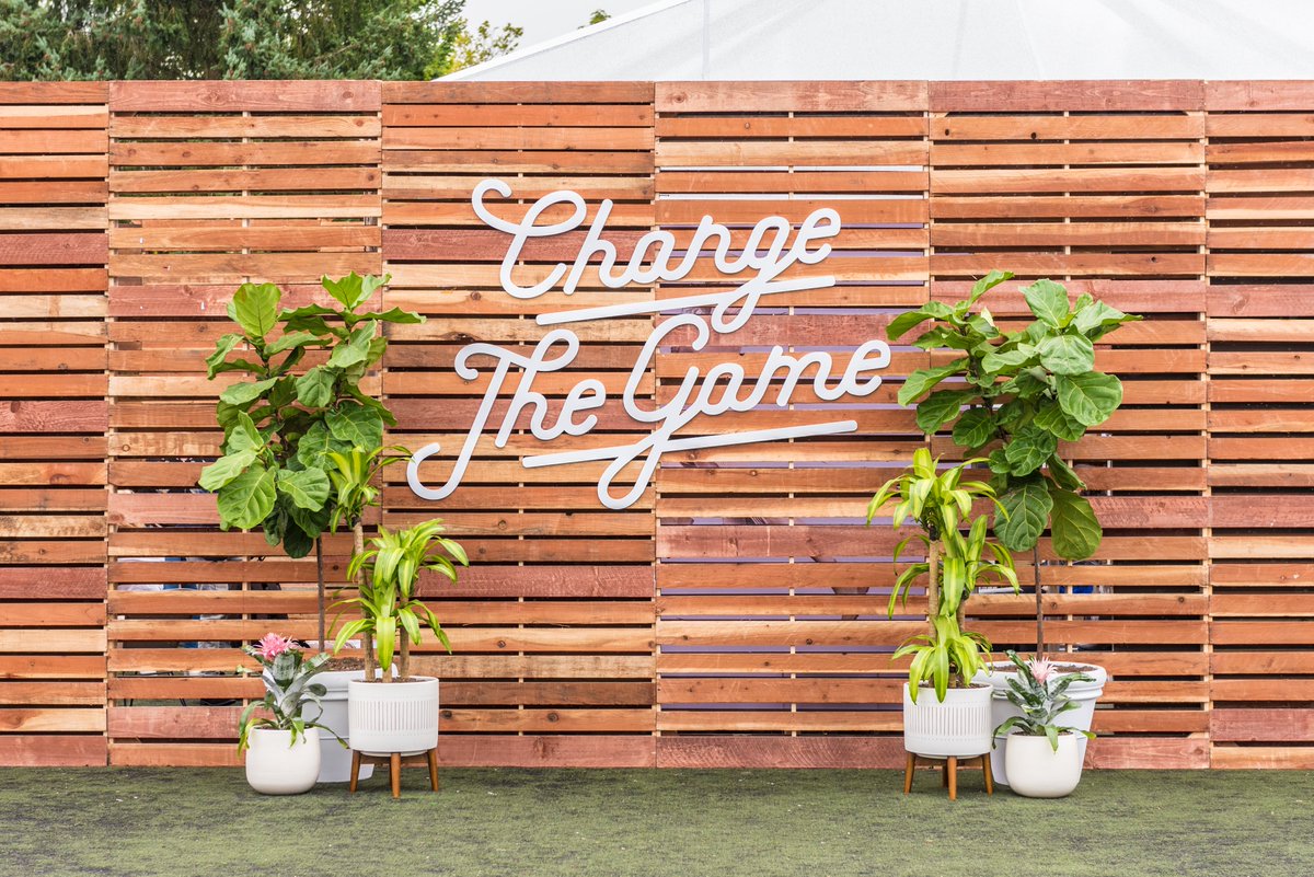 Tomorrow is the big day! We are flying down to #CreateCultivateLA and I couldn’t be more excited. Stay up to date with my travels by following my Instagram Stories this weekend.