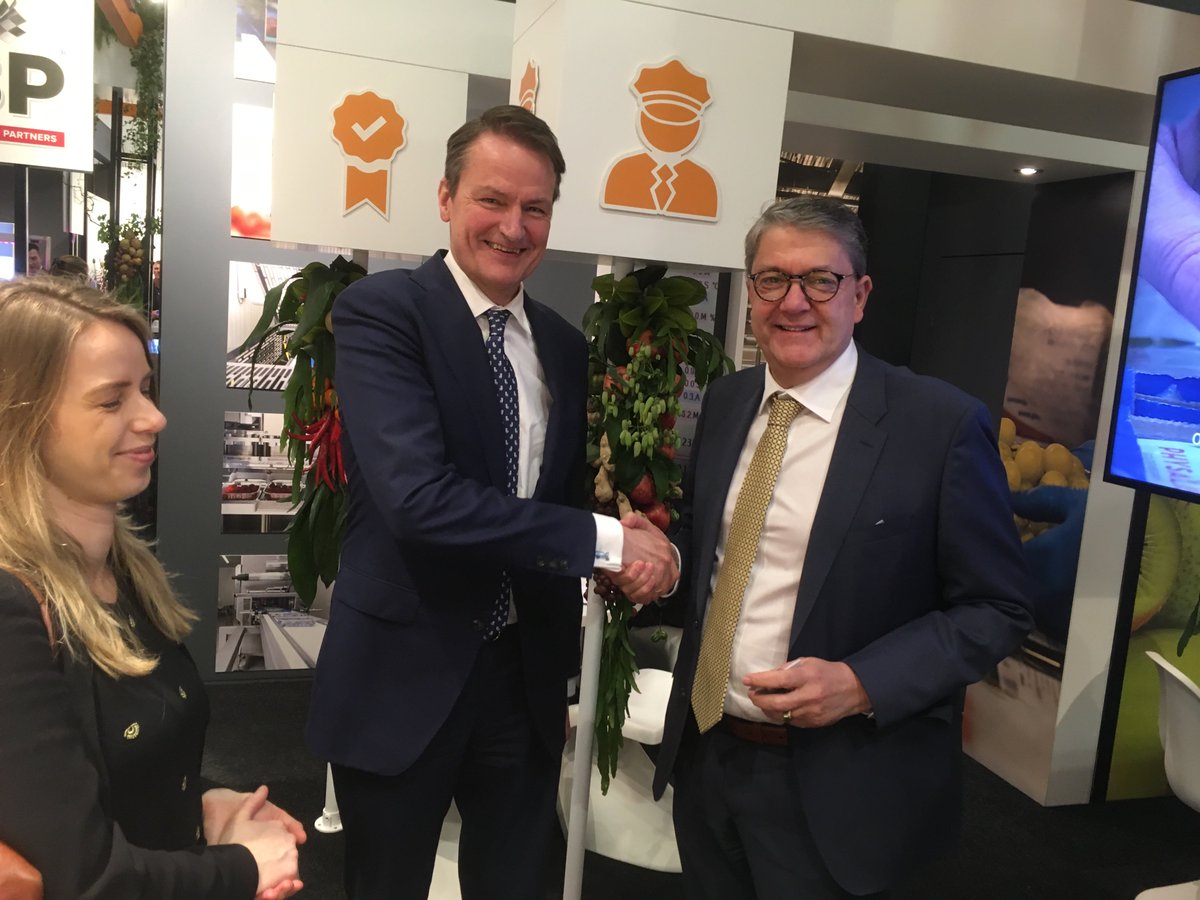 LBPRot's tweet image. Fruit Logistica Berlin February 2018 - we had the pleasure and honor to receive the Ambassador of the Kingdom of the Netherlands in Germany. Mr. Wepke Kingma visited our stand and showed a genuine interest in our Company as well as in the services we offer to our clients.