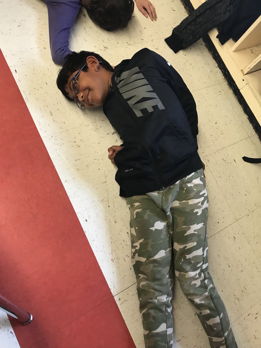 Webbtay15's tweet photo. Week 2 TopChef! Action Vocabulary. We are reading a biography of the famous Olympian Wilma Rudolph. Students dove deep into the meaning of new words by describing their actions and acting them out! This picture is an example of their vocabulary word paralyze. #wctopchef https://t.co/gWD4qgUiUZ