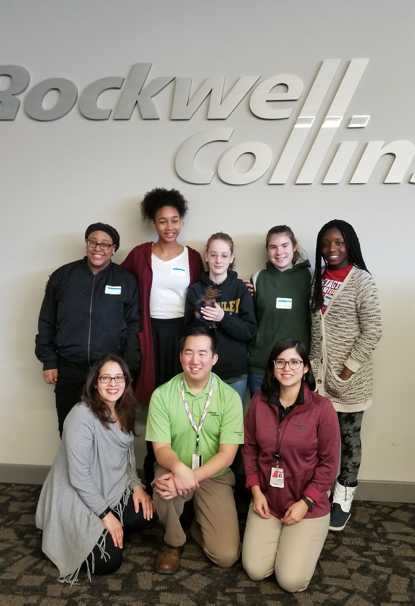 MrsGranadillo's tweet photo. Great Learning Experience!!! Ss assembled a prosthetic hand at the Introduce a Girl to Engineering Event. @CRMcKinleyMS #Girlday2018 #Eweek2018 #RockwellCollins #IWantToBeRC https://t.co/CsxXpeIUMe