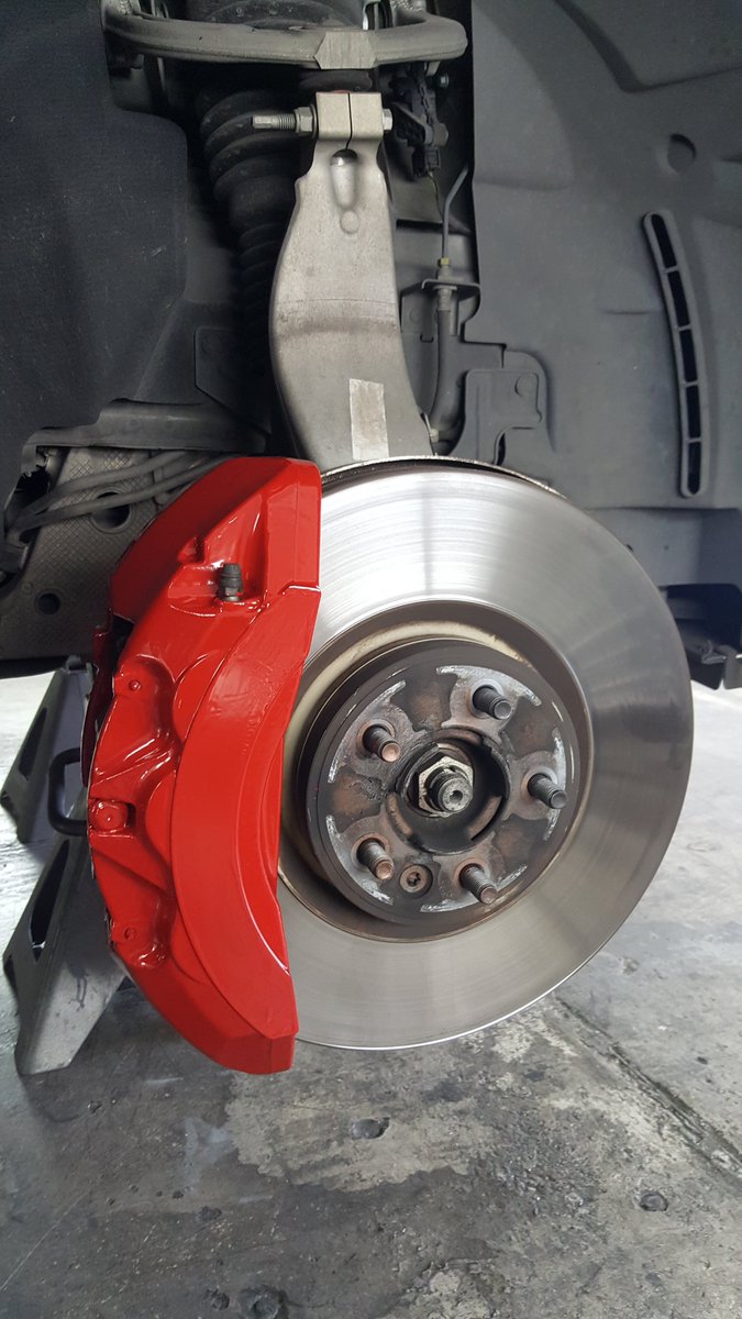 diamondpowderc's tweet photo. We do all types of auto work. Fenders, mufflers, panels, bumpers, rims, calipers, etc Give us a call 512-373-8782 #auto #parts #runningboard #panels #sandblast #powdercoat #glossblack #Cardinalpaint #transformation #diamondpowdercoating #atx #powdercoatlife #whatsyourcolor https://t.co/tNKQSPS0Oq