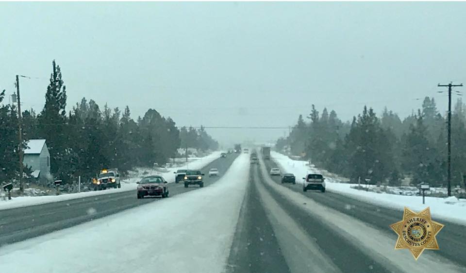 Traffic Safety Reminder: We are seeing a number of cars today that don't have their headlights on during reduced visibility conditions.  Please remember to turn on your headlights.  It helps other drivers see you and it's the law (ORS 811.515). #BeSafe #BeSeen