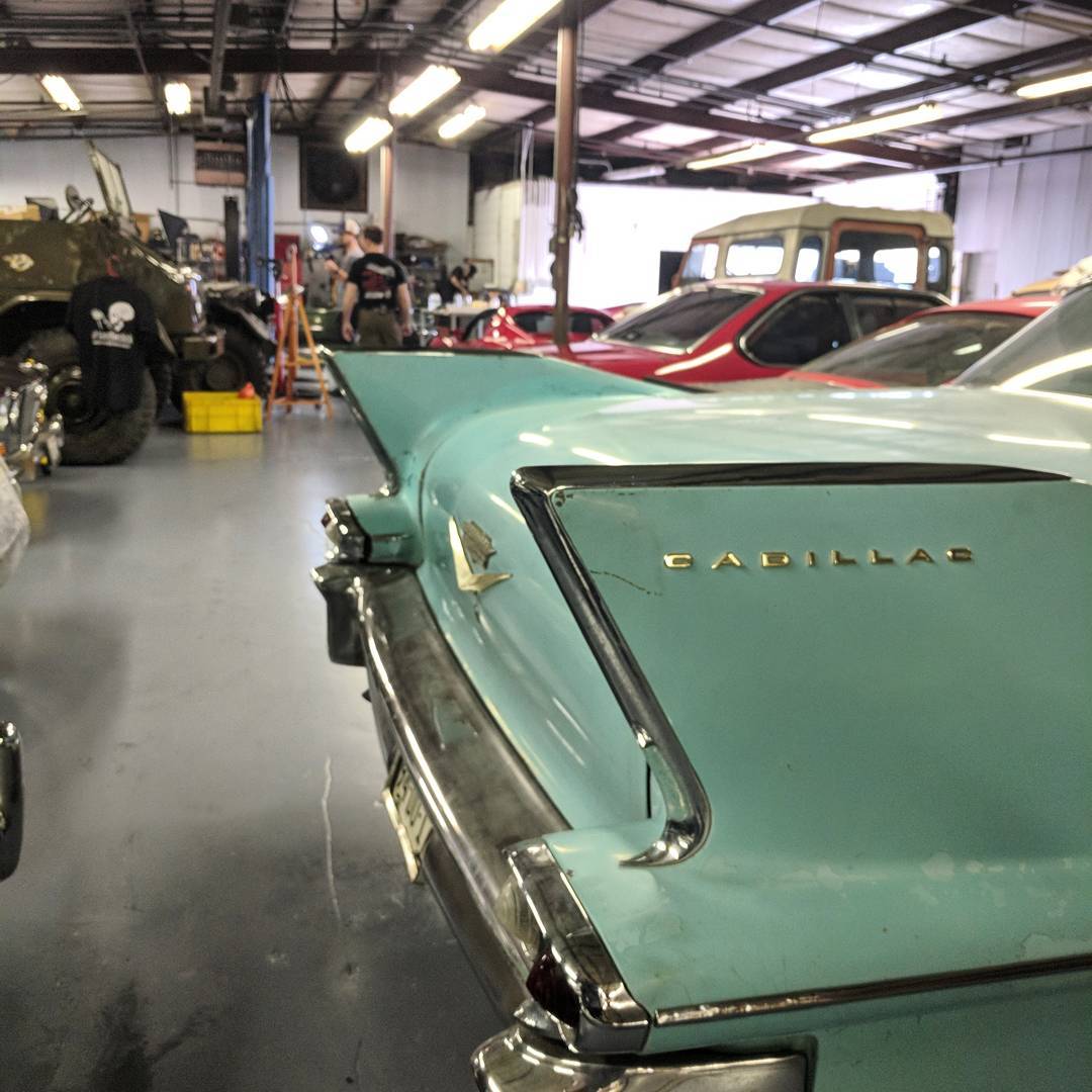 VisitCookeville's tweet photo. . @AmericanPwrtrn and @bangshift, welcome to Cookeville! We are glad to see y'all filming in our community. We hope you take some time to #CarveTheCumberland in those hot rods while you're here!
#hotrods #carjunkies #backroading #scenicdrives #ontwolanes #ckvlcool https://t.co/AB0DF3jQiH