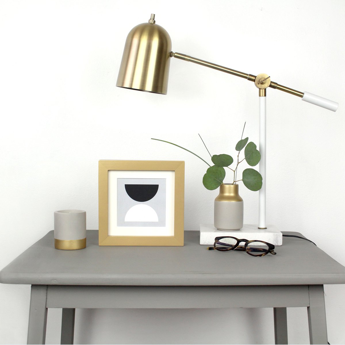 parabopress's tweet photo. Forget to print your photos? Sounds like you need #ParaboBox! Every other month, receive a unique print from your Insta along w/ a few accessories to highlight it for just $29 + free shipping. Grab the Shine Box before it sells out → https://t.co/PfkVkqhM3u #ThursdayThoughts https://t.co/56OiIpnXiB