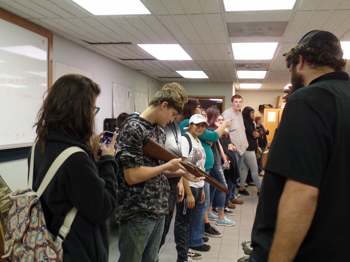 eoscgearup's tweet photo. #TBT #MurrayStateCollege #HartshorneMiners #EOSCGEARUP https://t.co/RlwMKvlElB