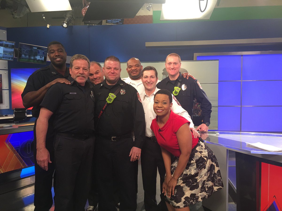 Dihno's tweet image. Great Day wither Fox 2 and Pattonville Fire