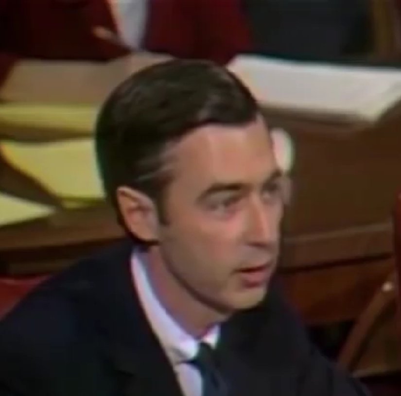 MissZen81's tweet photo. If there's ever a Mister Rogers live-action film and @EdwardNorton doesn't play the lead, I'm done with movies. https://t.co/r5dAppkuh1