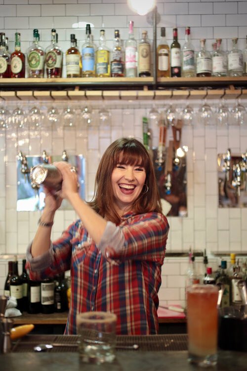 Hark! Cocktails! On March 27 you can learn how to mix from the best of them. Our bar manager @mzcjjameson will teach you how to make a great drink. More details &amp; tickets here: eatreadymade.com/shop-ready-mad…