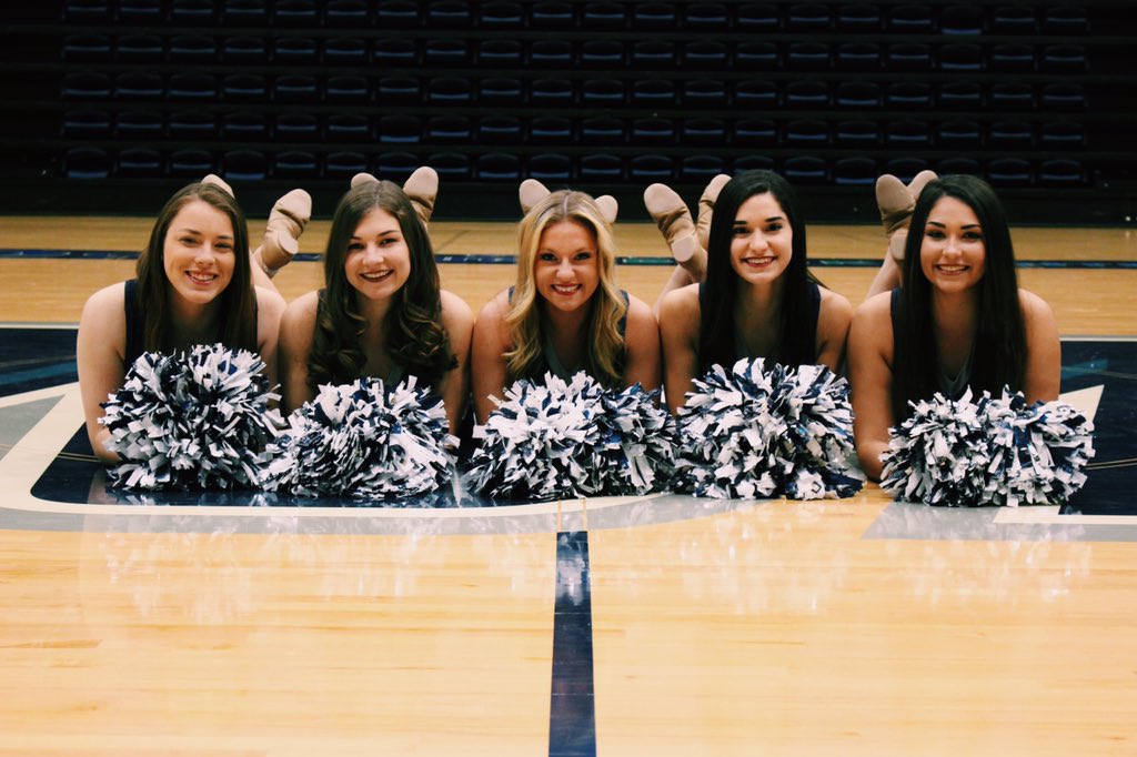 🗣‼️calling all Monmouth Students to the OFBC for * SENIOR NIGHT* 🗣‼️ Come check out our five seniors take the court for the last time 👏🏼