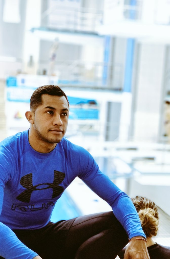 jahir_ochampion's tweet photo. Listos para que comiencen las competencias el día de mañana. Preliminar de trampolín 3 metros a las 9am (2am hr de Mex.😁)
#grandprix #Rostock 🇩🇪
#diving 💦 
#TeamMéxico 🇲🇽
#ochampion #iwll🙋🏽‍♂️💪🏽
Aquí el LINK para ver las competencias en VIVO 👇
https://t.co/wkJzDFFXQo https://t.co/vi8p6A8Rdu