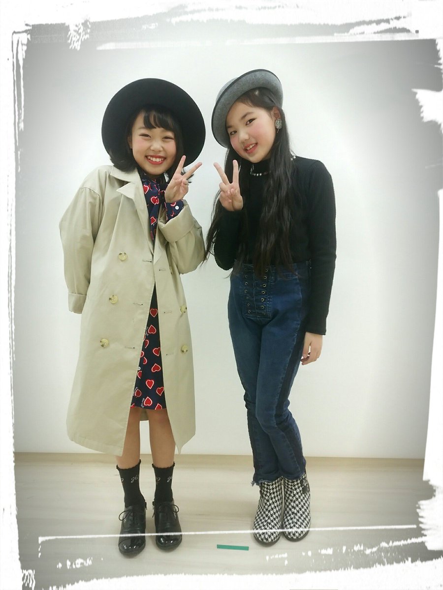 ppp1002ppp's tweet image. おはようございます🌟昨日は撮影実習でした。イメチェンしたかのんちゃんとニャンニャンスタイルのゆうなちゃんと💖#KCE広島校  #KCE