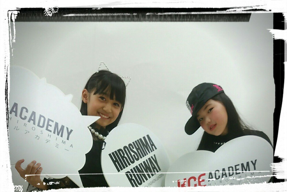 ppp1002ppp's tweet image. おはようございます🌟昨日は撮影実習でした。イメチェンしたかのんちゃんとニャンニャンスタイルのゆうなちゃんと💖#KCE広島校  #KCE