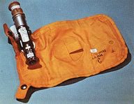 RoblemVR's tweet photo. NASA's New Spacesuit Has a Built-In Toilet... 👀 https://t.co/9WbeIlUqvn https://t.co/Nzlo9wGSPg