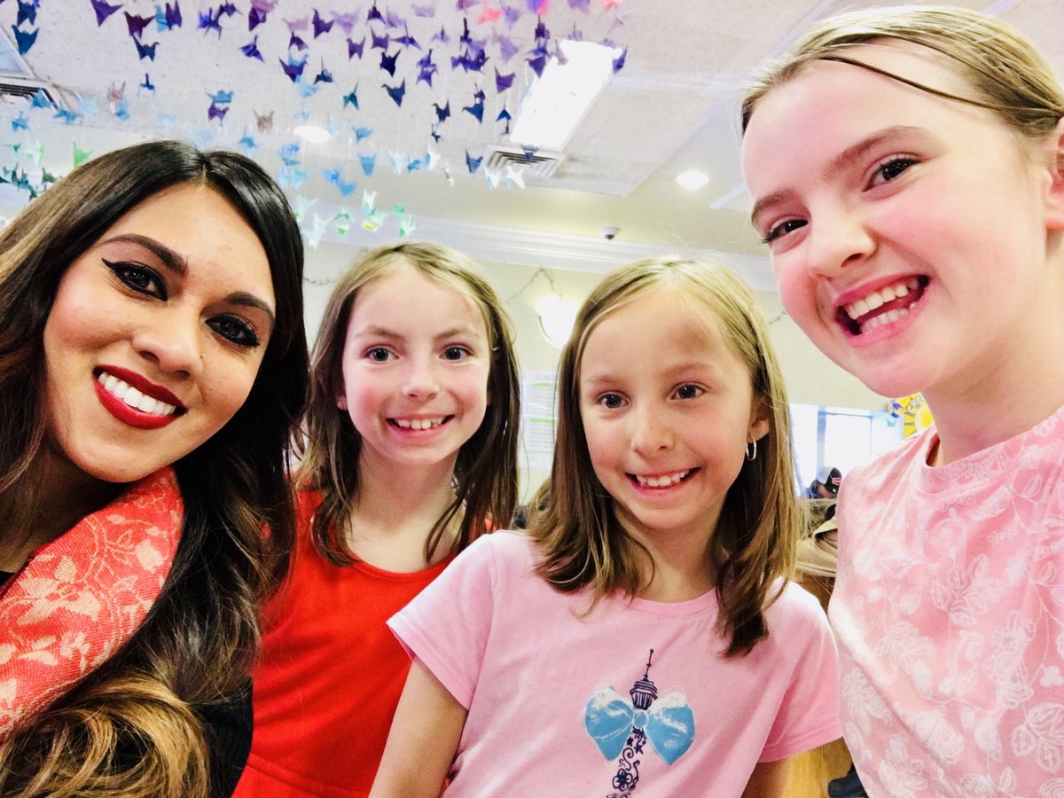 SLCtv_17's tweet photo. #TBT to yesterday’s #SLCtv visit with the bright minds of @YouthCitySLC. Meet #SLC’s technologically savvy innovators 🎥 📷 📺! @SLCPubServices https://t.co/CyRzsVjOp9