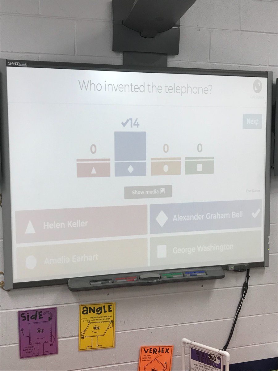 LibraryGoddess0's tweet photo. Second graders reviewing historical figures using Kahoot. #DLDay @brunscoschools https://t.co/tnTPnttCGv