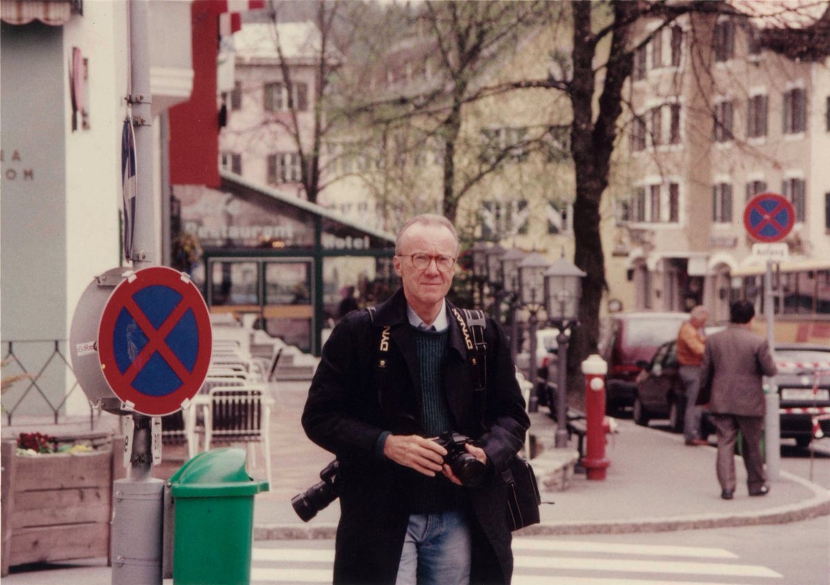 Hines's tweet photo. In the 1990s, Gerald Hines began developing a ski resort in #Aspen, Colorado. He traveled to #Europe with architect Robert A.M. Stern, who master planned the project, and several other associates to research ski villages. Here, Mr. Hines tours a #Swiss village. #TBT #Hines https://t.co/Hlv22I3w6S