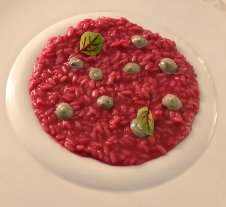 Marco_K18's tweet photo. #formaggiando #Milano con @chefalfieri
#Risotto alla rapa rossa con spuma di Rossini @ArrigoniBattist
#cena #cibo #food #chef #formaggi https://t.co/5WIOv6Nm5R