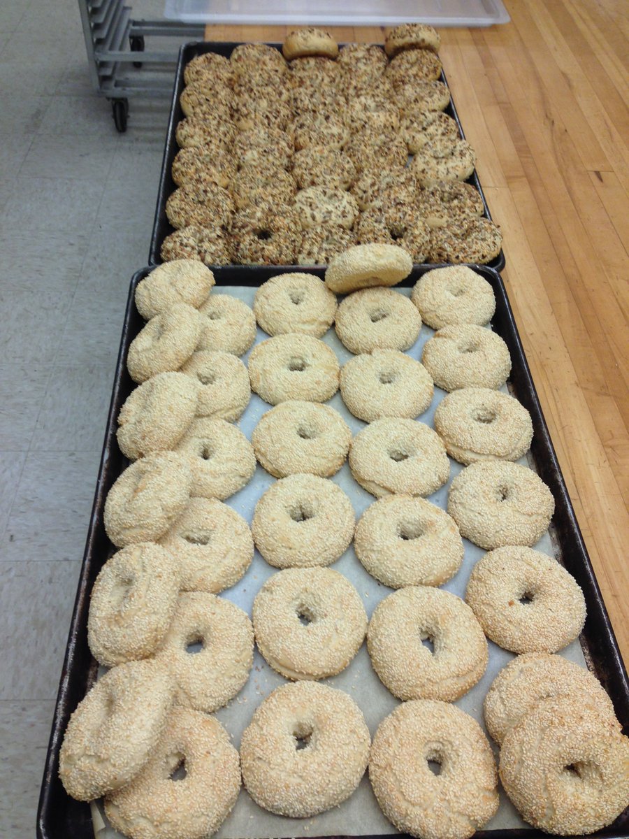 MainStBagels's tweet photo. Yesss, #glutenfree bagels as well! @CMUStudentLife #IMGJ #Westslopebestslope https://t.co/UBOHOQjoLz