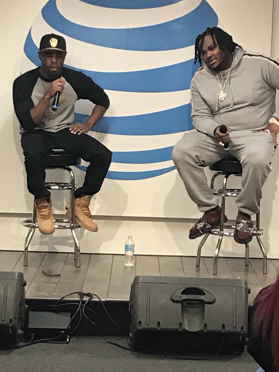 V1007's tweet photo. Tee Grizzley is here at the AT&T Access Lounge answering fan questions and sharing his story! What an inspiration!! #V1007 #ATTAccessLounge https://t.co/M6ZQ6WFPwn