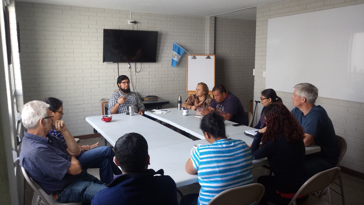 CMTGuatemala's tweet photo. Valoramos los procesos de planificación y tomamos riesgos de manera simultánea; vemos los errores como oportunidades de aprendizaje e innovación. #DesarrolloOrgánico #CityAsClassroom #CityAsParish #CityAsPlayground https://t.co/vxiZcwtNqO