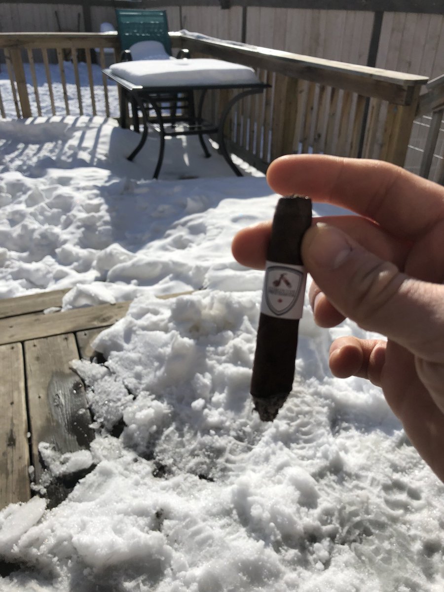 When -4 feels like plus 10!@Mike_W_Simpson @KennethRosal @DonTheCigarDon @OpusX11 @35cheech @JeffBOTL @notbuncy @NathanCaliendo @BoneMaCracken @CigarChairman @WesSmith62 @cigar_chic @ValBradshaw @SmoothDraws @FTBMelanie