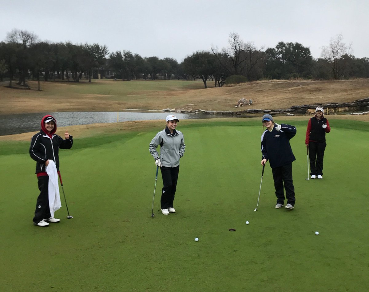 PCAAthletics's tweet image. Good luck to our Varsity Girls Golf tomorrow in Austin! Today was cold &amp;amp; wet, but no problem for this fierce foursome!