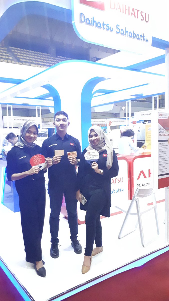 admcareers's tweet photo. Selamat Pagi Sahabat Daihatsu! Hari ini hari kedua Job Fair UI Februari 2018. Yuk Merapat ke Booth ADM dan Daftar di https://t.co/QceWiXWqIU #DaihatsuSahabatku #Jobfair #JobfairUI https://t.co/V5QCHvQjrR