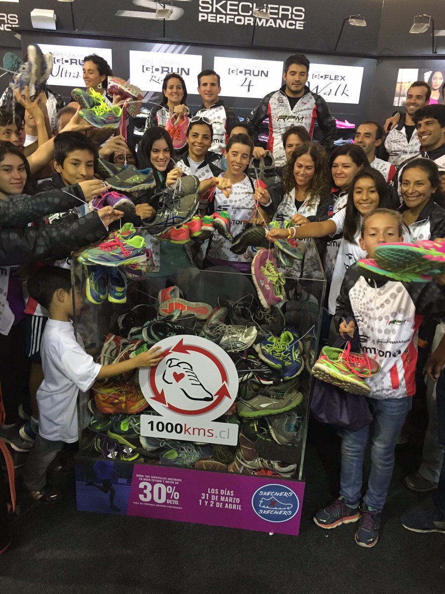 1000kms's tweet photo. Nos jugamos por estar en la Expo Maratón de Santiago 2018!!! Estás dispuesto a asumir el Desafío?..Contáctanos y trabajemos juntos!!! https://t.co/4YaEIGLCxX