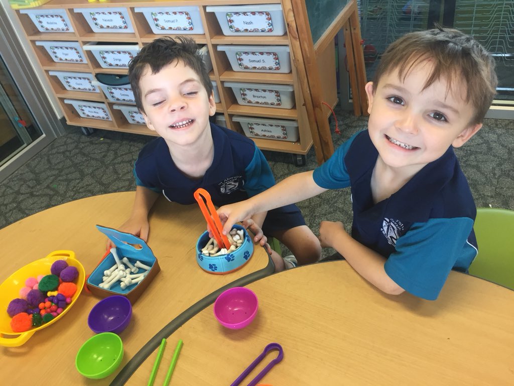 KinderW17's tweet photo. Friday Maths Games this morning: @KinderLP17 @KinderG18 https://t.co/9IjHRW1gxo